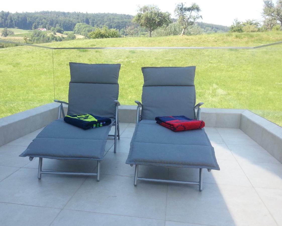 Passivhaus 750M Vom Bodensee -- 2X E-Bike Inklusive -- Neubau 2019 Am Ortsrand Ohningen Bagian luar foto